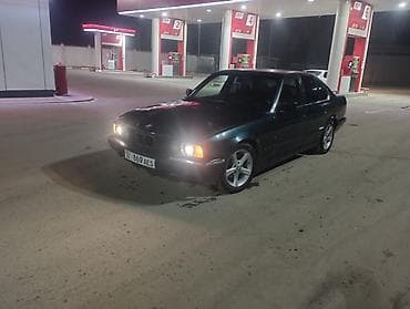 бмв м1: BMW 5 series: 1991 г., 2 л, Механика, Седан — 3
