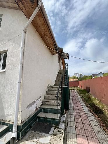 куплю дом в городе балыкчы: СРОЧНО ПРОДАЁТСЯ 2-ЭТАЖНЫЙ КОТТЕДЖ В ПАНСИОНАТЕ «Вояж» (внутри — 4