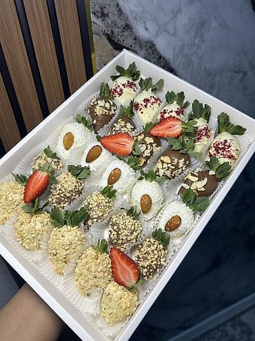 доставка еда: Клубника в шоколаде на заказ S- 9шт -1035с М-12шт -1380с L- 20шт - — 3