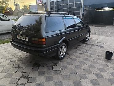 самый большой набор инструментов для авто: Volkswagen Passat Variant: 1990 г., 1.8 л, Механика, Бензин, Универсал — 3