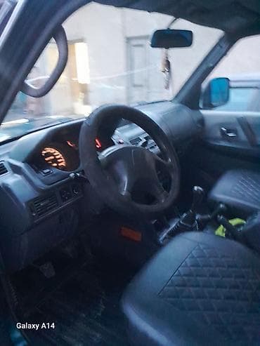 295 70 22 5: Mitsubishi Pajero: 2002 г., Механика, Дизель, Внедорожник — 8