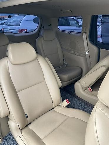 centra: Kia Carnival: 2019 г., 2.2 л, Автомат, Дизель, Минивэн — 5