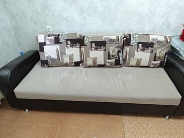 Ширмы, перегородки: Прямой диван, Б/у, Трехместный — 1