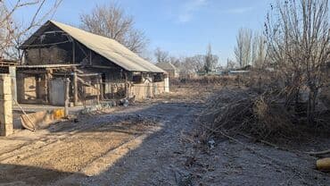 продаю дом воений антоновка: Дом, 160 м², 7 комнат, Собственник, Старый ремонт — 10