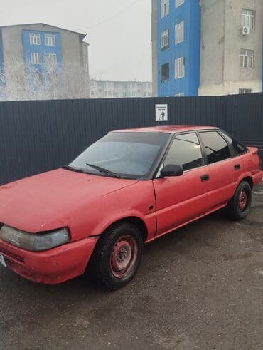 жип тук: Toyota Corolla: 1992 г., 1.6 л, Механика, Бензин, Хэтчбэк — 1