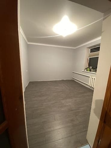 дом с мансардой: Продаётся кирпичный дом с мансардным этажом. 5 ком, 5 соток, по факту — 8