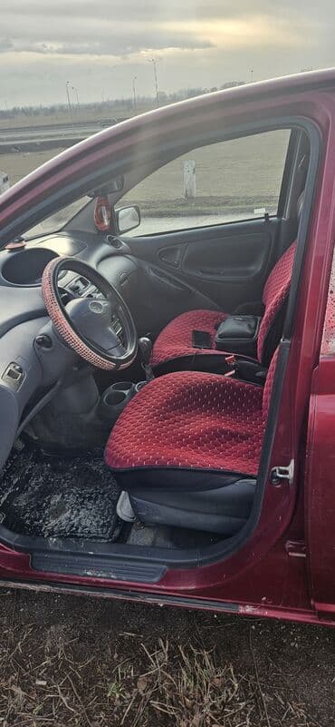 audi s4 2 2: Toyota Yaris: 2001 г., 1 л, Механика, Бензин, Хэтчбэк — 9