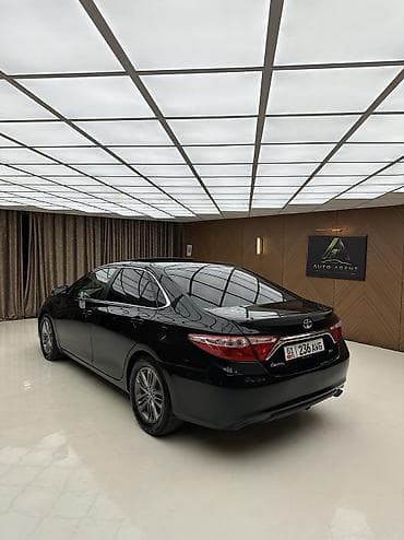 Toyota Camry: 2017 г., 2.5 л, Автомат, Бензин, Седан — 5