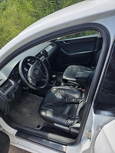 avanta id: Skoda Rapid: 2016 г., Механика, Бензин, Седан — 8
