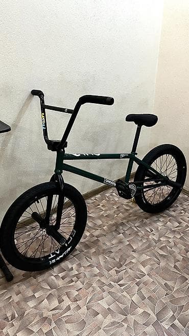 касета: BMX велосипед, Рама XL (180 - 195 см), Новый — 1