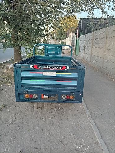 трицыкал грузавой: Грузовой трицикл (мотоколяска) с бортовой платформой. - Формат — 2