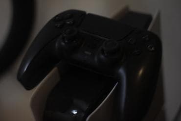 sony 5: Игровая консоль Sony PlayStation slim 5 с геймпадом DualSense — 2