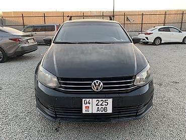 Унаа сатуу: Volkswagen Polo: 2016 г., 1.6 л, Кол менен иштөөчү, Бензин, Седан — 2