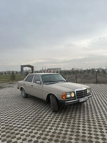 srv 3: Mercedes-Benz W123: 1985 г., 2 л, Механика, Бензин, Седан — 1