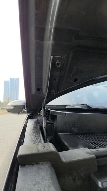 кофр на крышу автомобиля: Кроссовер (черный) — 5‑дверный, просторный багажник и салон. Основные — 3