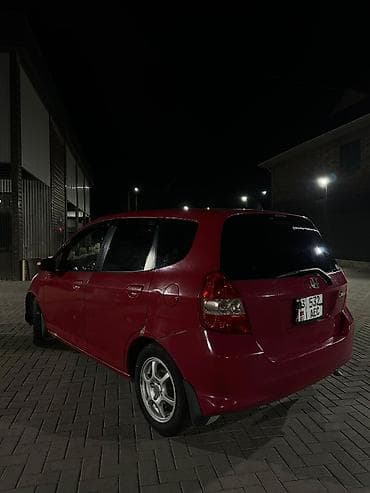 японка машина: Honda Jazz: 2008 г., 1.3 л, Вариатор, Бензин, Хэтчбэк — 9