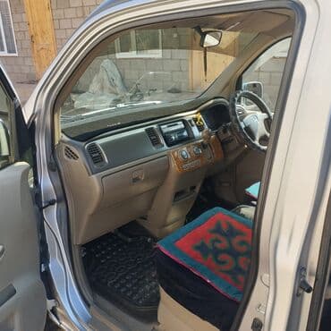 новые шины: Honda Stepwgn: 2001 г., 2 л, Автомат, Бензиновая, Минивэн — 4