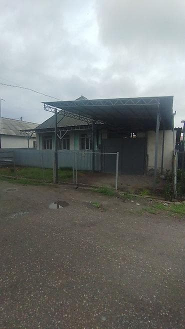 парковая: Продаю дом, отдельно стоящий, 110 КВ.м, отопление газ, сан,узел и — 1