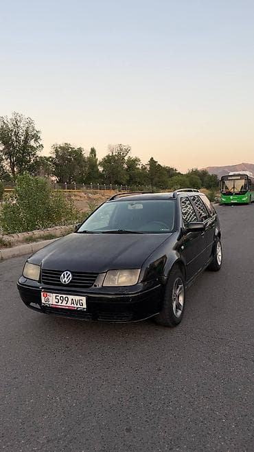Volkswagen Golf: 2000 г., 2 л, Механика, Бензин, Универсал