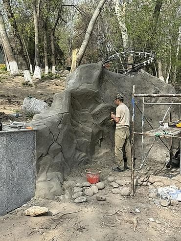 укладчик брусчатки: Декоративные искусственные скалы и архитектурные элементы под камень — 3