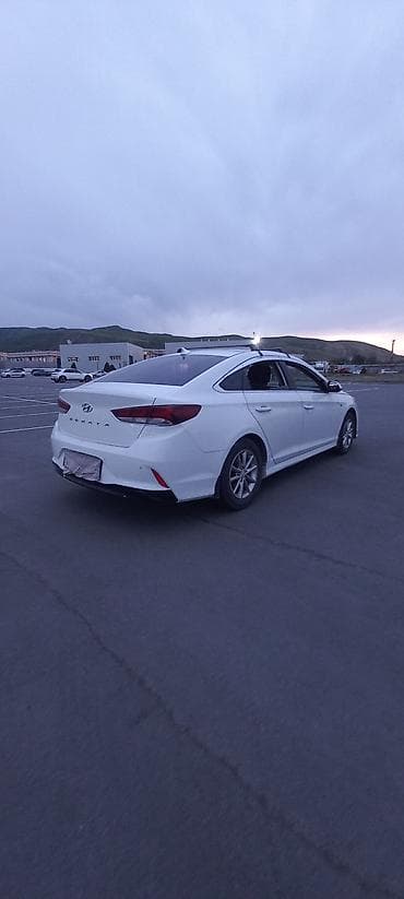 2017: Hyundai Sonata: 2017 г., 2 л, Автомат, Газ, Седан — 4