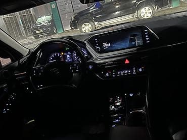 Hyundai Sonata: 2019 г., 2 л, Автомат, Бензин, Седан — 4