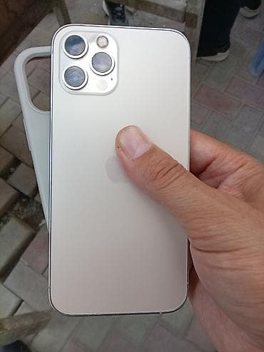 ipone 11: Смартфоны с акцентом на камеры и память: 1) Смартфон с логотипом — 1