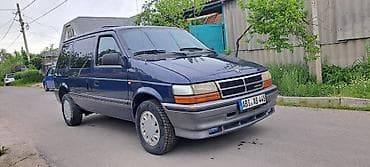 автомобиль крайслер: Chrysler Voyager: 1996 г., Ручные, Бензин, Минивэн — 4
