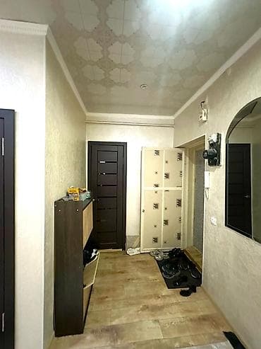 70: 2 комнаты, 49 м², Сталинка, 1 этаж, Косметический ремонт — 8