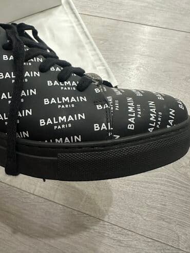 yeezy foam: Кроссовки Balmain черного цвета . Стильный вариант для повседневного и — 2