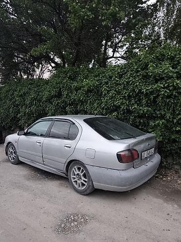 илизон машына: Nissan Primera: 2000 г., 1.8 л, Кол менен иштөөчү, Бензин, Лифтбек — 5