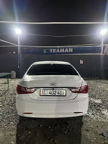 санота бензин: Hyundai Sonata: 2010 г., 2 л, Газ, Седан — 4