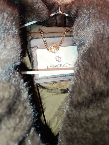 брендовые вещи оригинал: Продаю новую куртку!! Ни разу не надевалась!! Всего за 5000 сом — 1