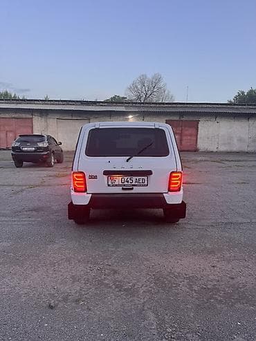 мотор нива 1.7 карбюратор купить: ВАЗ (ЛАДА) 4x4 Нива: 2024 г., 1.7 л, Механика, Бензин, Внедорожник — 3