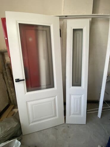 куплю бу кухонный гарнитур: Межкомнатная дверь, Б/у, Со стеклом, Двухстворчатая, Распашная, Витражная, цвет - Белый — 1