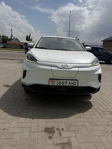 машина срочно: Weltmeister EX5, 2019 г., 168000 км, Передний, В наличии — 4