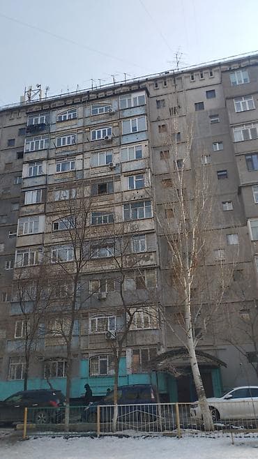 Аренда инструментов: Панельный многоэтажный жилой дом с различными типами остекления — 1