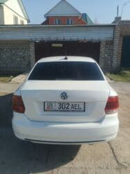 меняю доплатой мне: Volkswagen Polo: 2017 г., 1.6 л, Механика, Бензиновая, Седан — 5