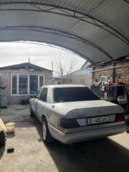 моющий пылесос для химчистки салона автомобиля бу: Mercedes-Benz W124: 1988 г., 2.3 л — 12