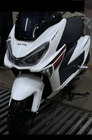 квадроциклы дешево: Скутер Wangya, белый, макси-класс - Дизайн: агрессивная передняя — 1