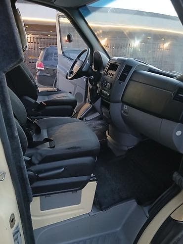 Volkswagen Crafter: 2017 г., 2 л, Ручные, Дизель, Фургон