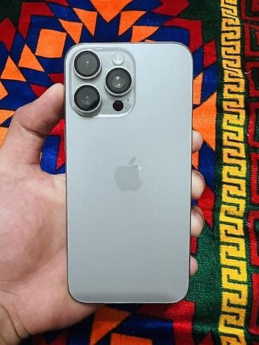 iphone 13 pro max сколько стоит: IPhone 15 Pro Max,серебристый цвет (Silver) - Экран 6.1", OLED Super — 1