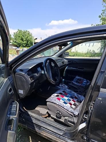 lancer: Mitsubishi Lancer: 2004 г., Седан — 5