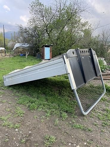 самосвальный кузов: Кузов бортовой Mercedes-Benz, Б/у — 3