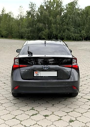 e2 byd: Toyota Prius: 2019 г., 1.8 л, Автомат, Гибрид, Хэтчбэк — 4