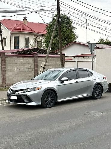 Toyota Camry: 2019 г., 2.5 л, Автомат, Бензин, Седан at lalafo.kg Toyota Camry: 2019 г., 2.5 л, Автомат, Бензин, Седан