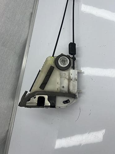 smart open: В продаже Дверной замок на Toyota Prius 30 зад L Оригинал Привозной — 2