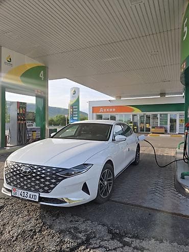 geely coolray: Hyundai Grandeur: 2022 г., 3 л, Автомат, Газ, Седан — 1