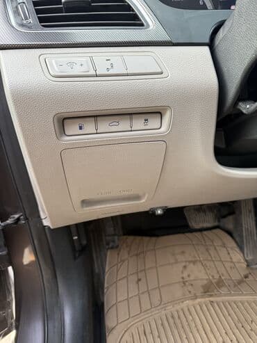 бардачок соната: Hyundai Sonata: 2015 г., 2.4 л, Автомат, Бензин, Седан — 9