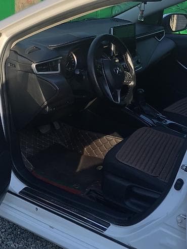 mersedes c 200: Toyota Corolla: 2019 г., 1.8 л, Вариатор, Гибрид, Седан — 5